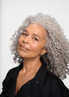 menopause-why-is-my-skin-so-sensitive-what-to-do-about-it